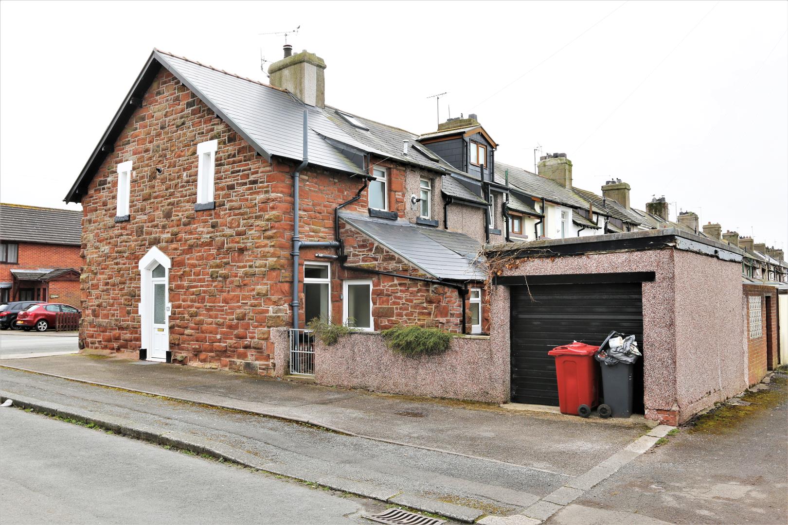House Terraced South Row, BarrowInFurness